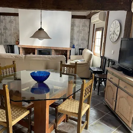 Сasa de vacaciones - Turístico La Perera