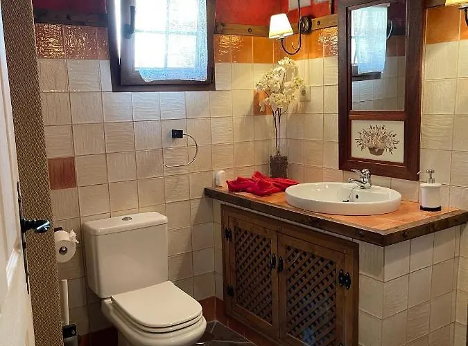 - Turistico La Perera